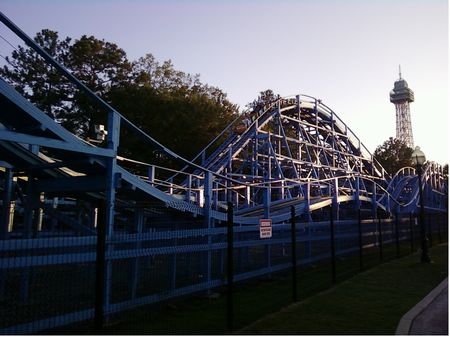 Ghoster Coaster photo, from ThemeParkInsider.com